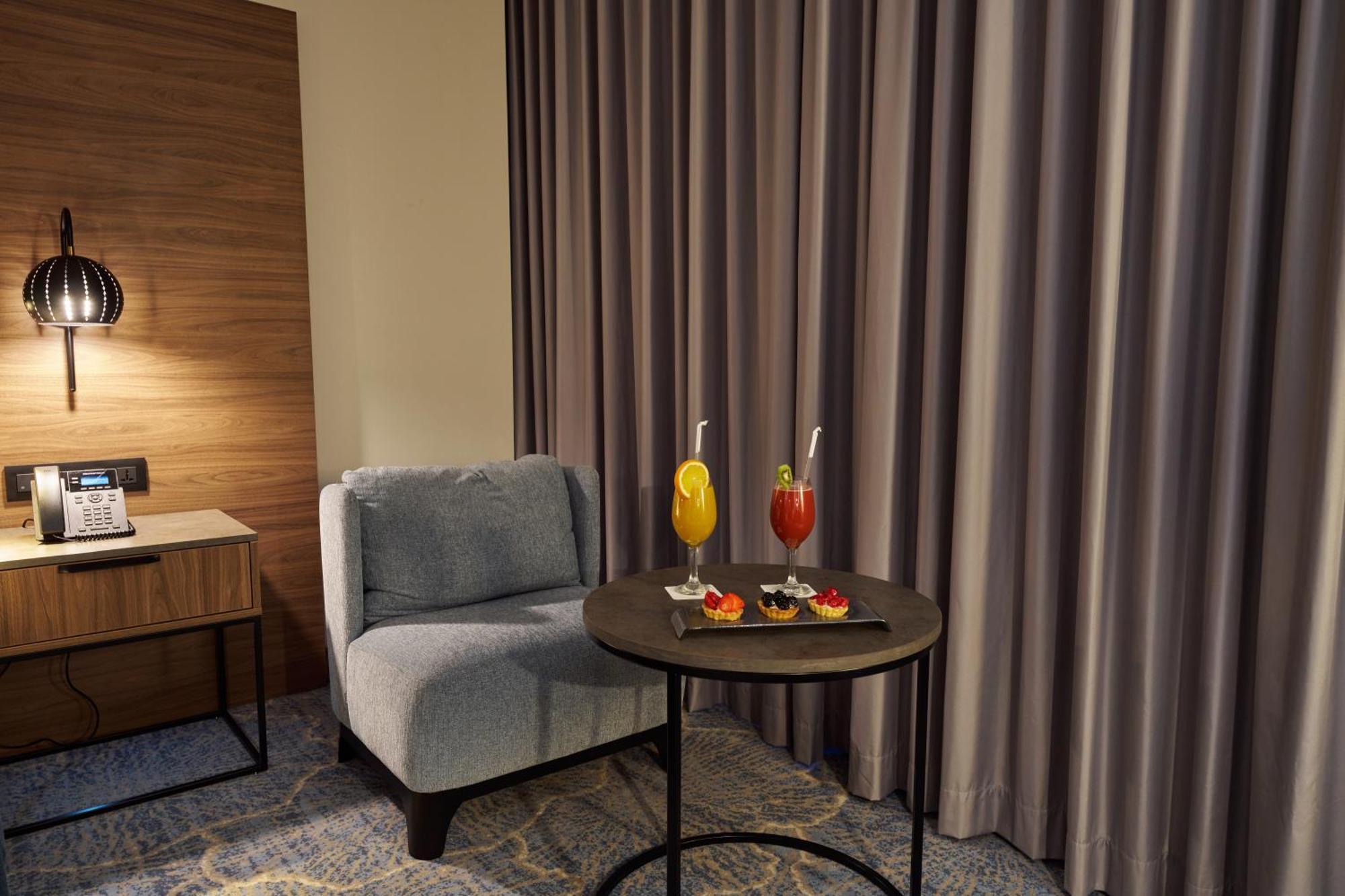 Paradise Nice Hotel Джеда Екстериор снимка