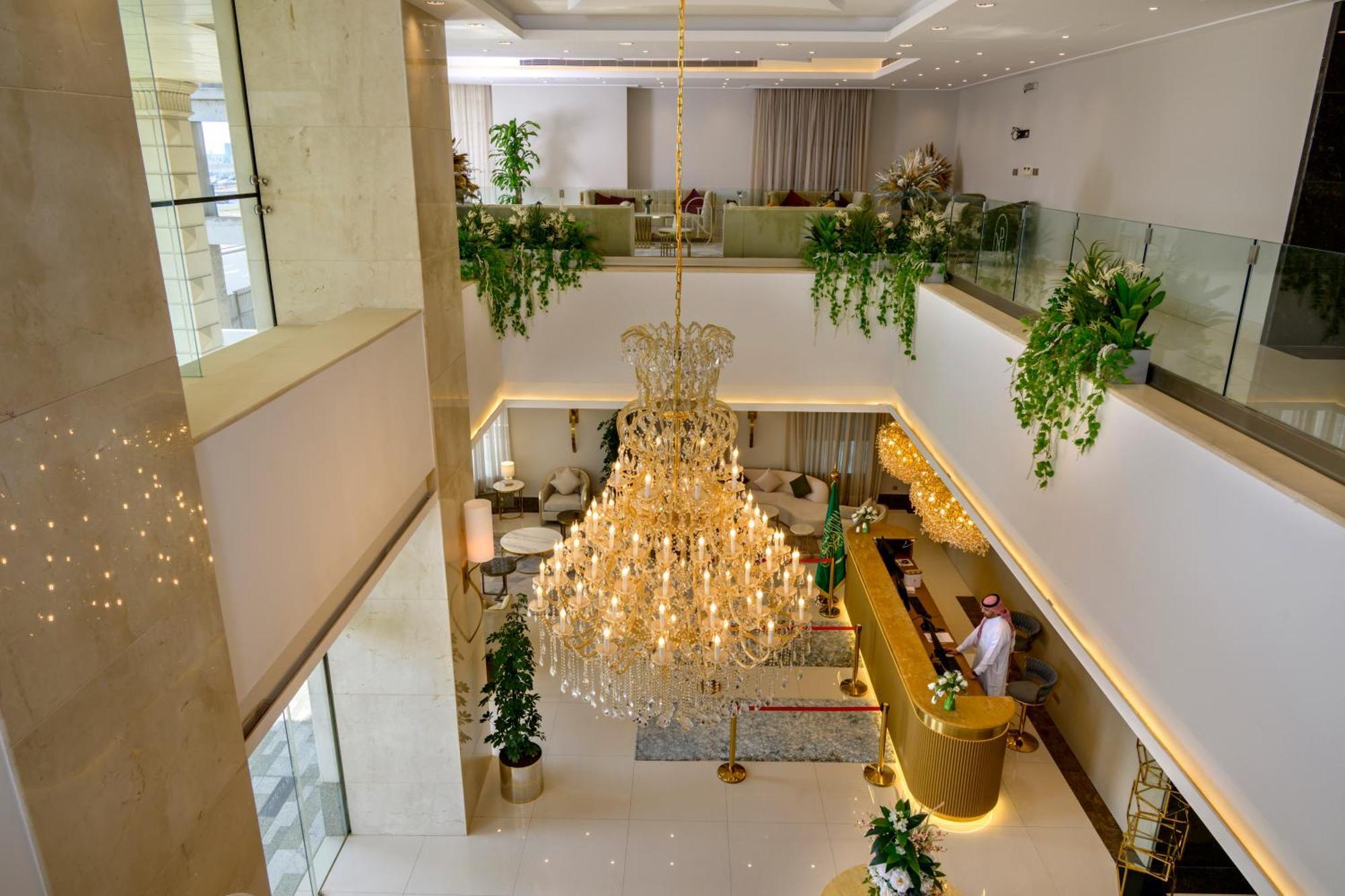 Paradise Nice Hotel Джеда Екстериор снимка